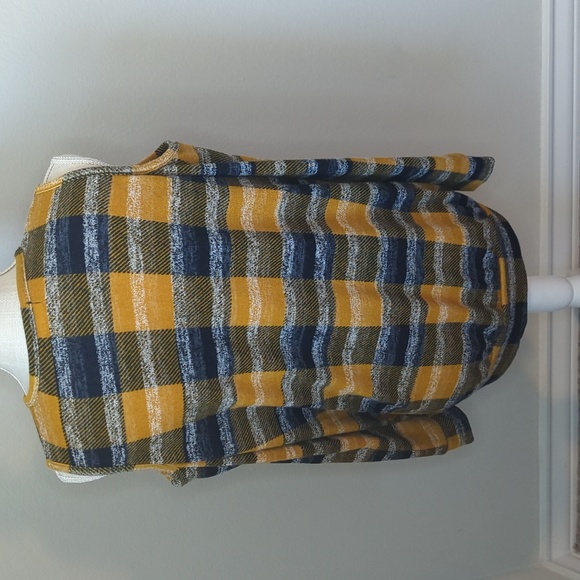 Cold Shoulder Plaid Sweater - Picture 3 of 6